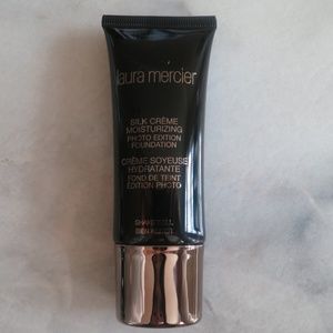 BNIB Laura Mercier Silk Creme Foundation